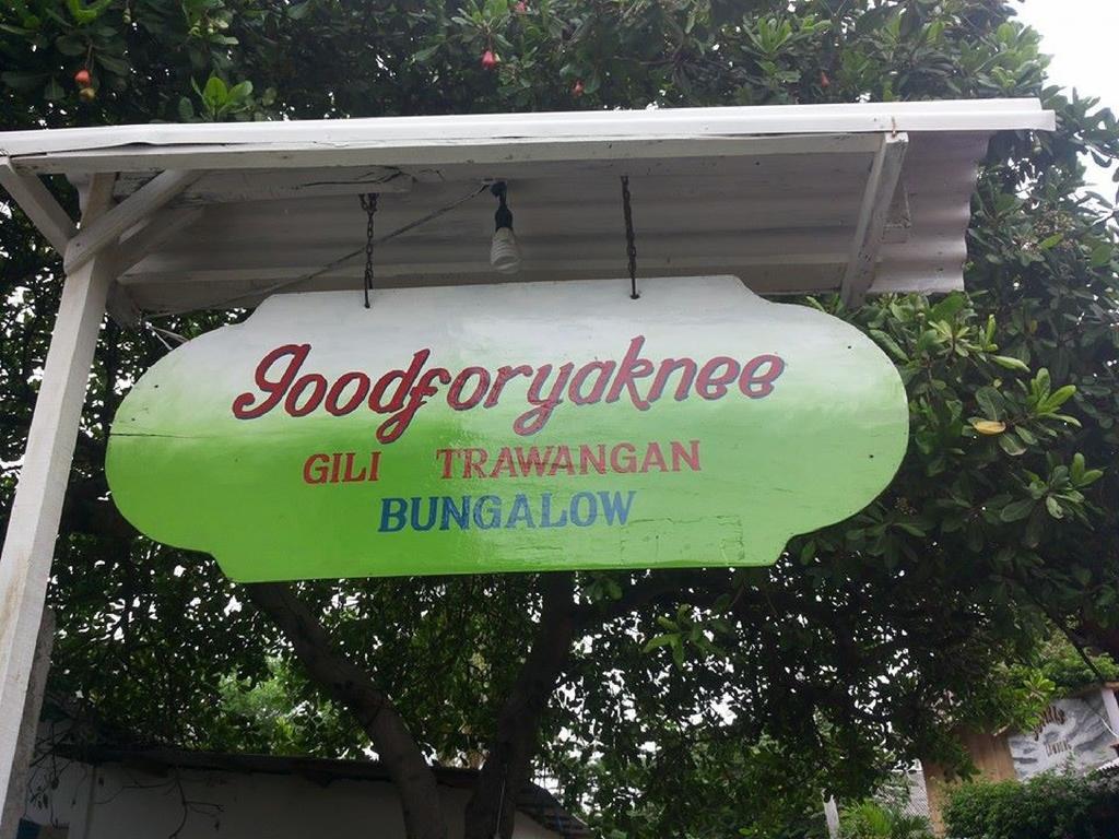 Good For Ya Knee Hostel & Bungalows (Adults Only) Джили Трауанган Стая снимка