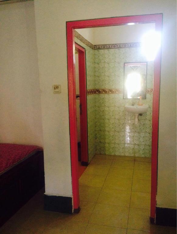Good For Ya Knee Hostel & Bungalows (Adults Only) Джили Трауанган Екстериор снимка