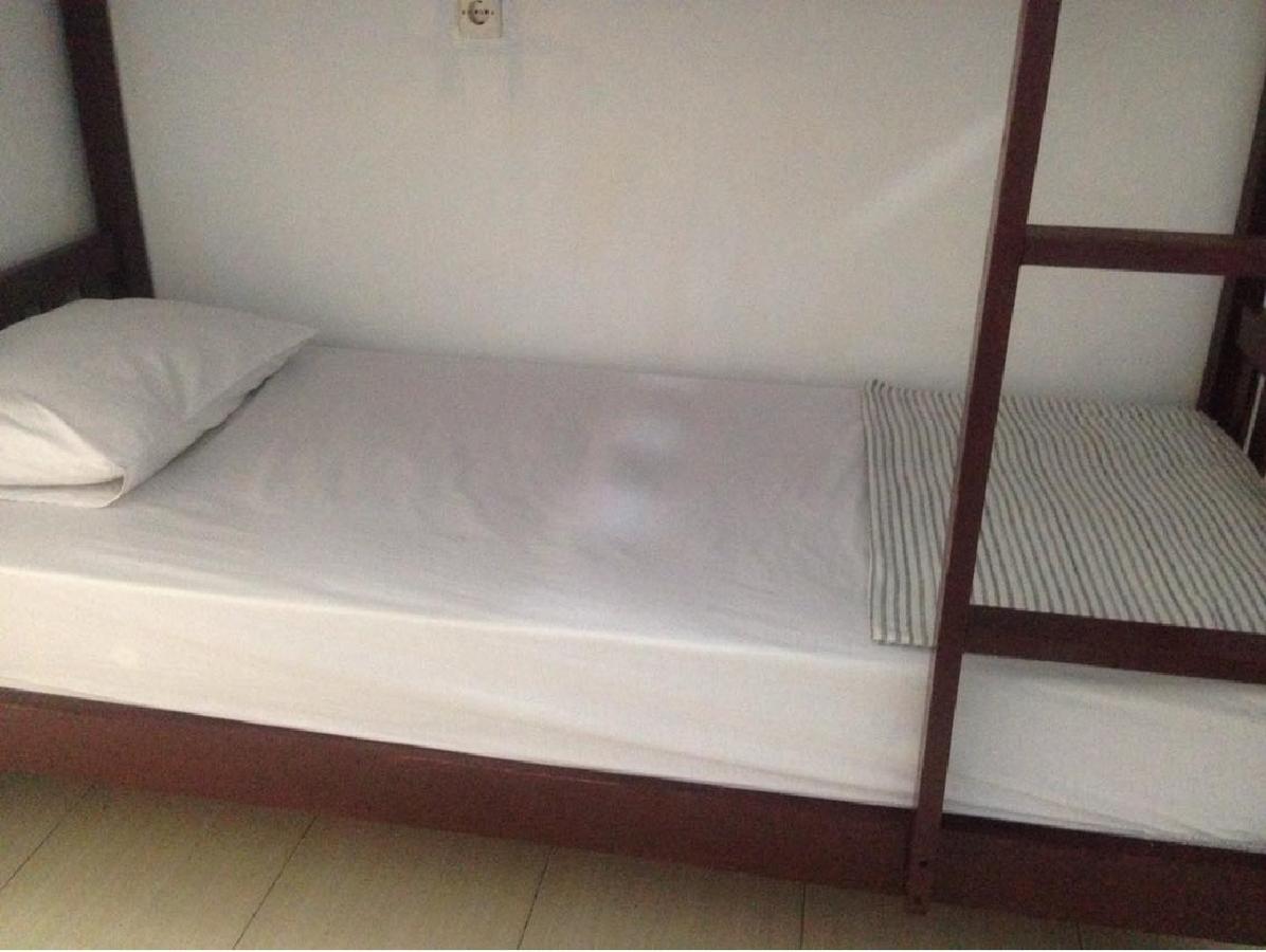 Good For Ya Knee Hostel & Bungalows (Adults Only) Джили Трауанган Екстериор снимка
